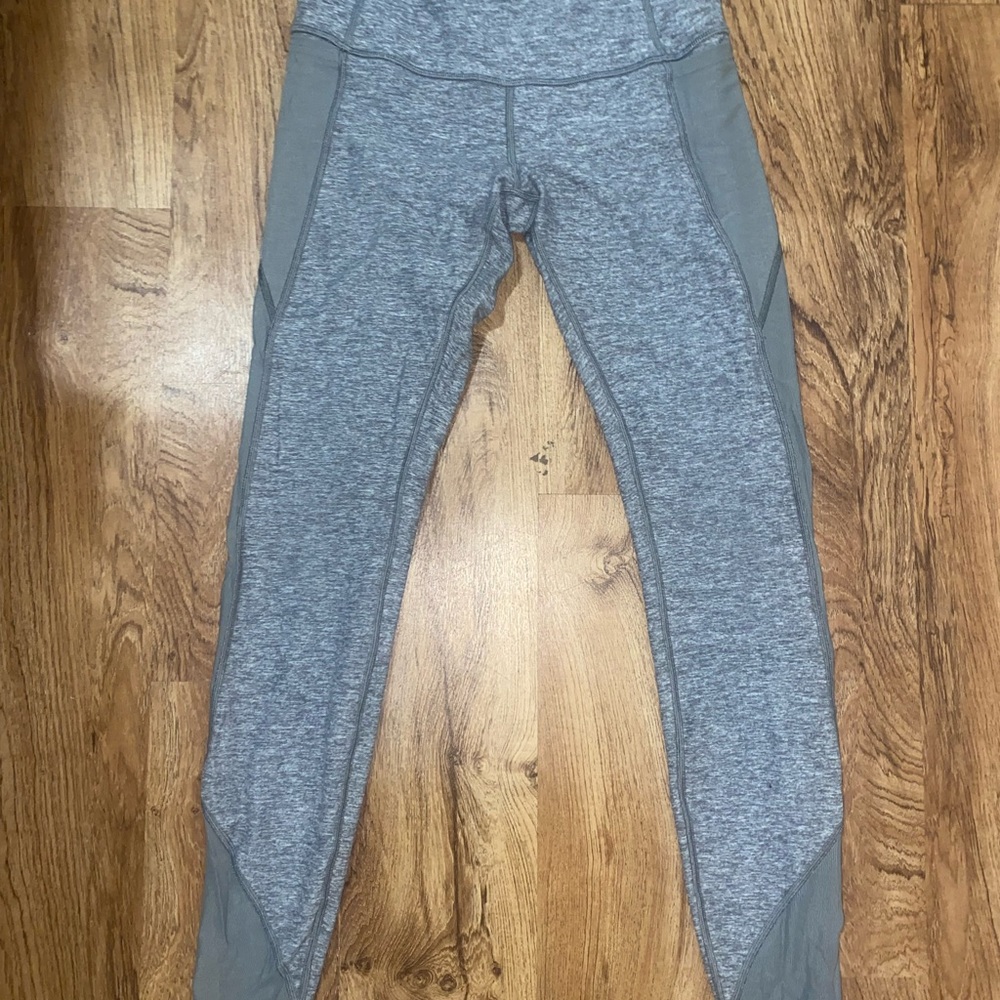 Lululemon grey leggings size 8